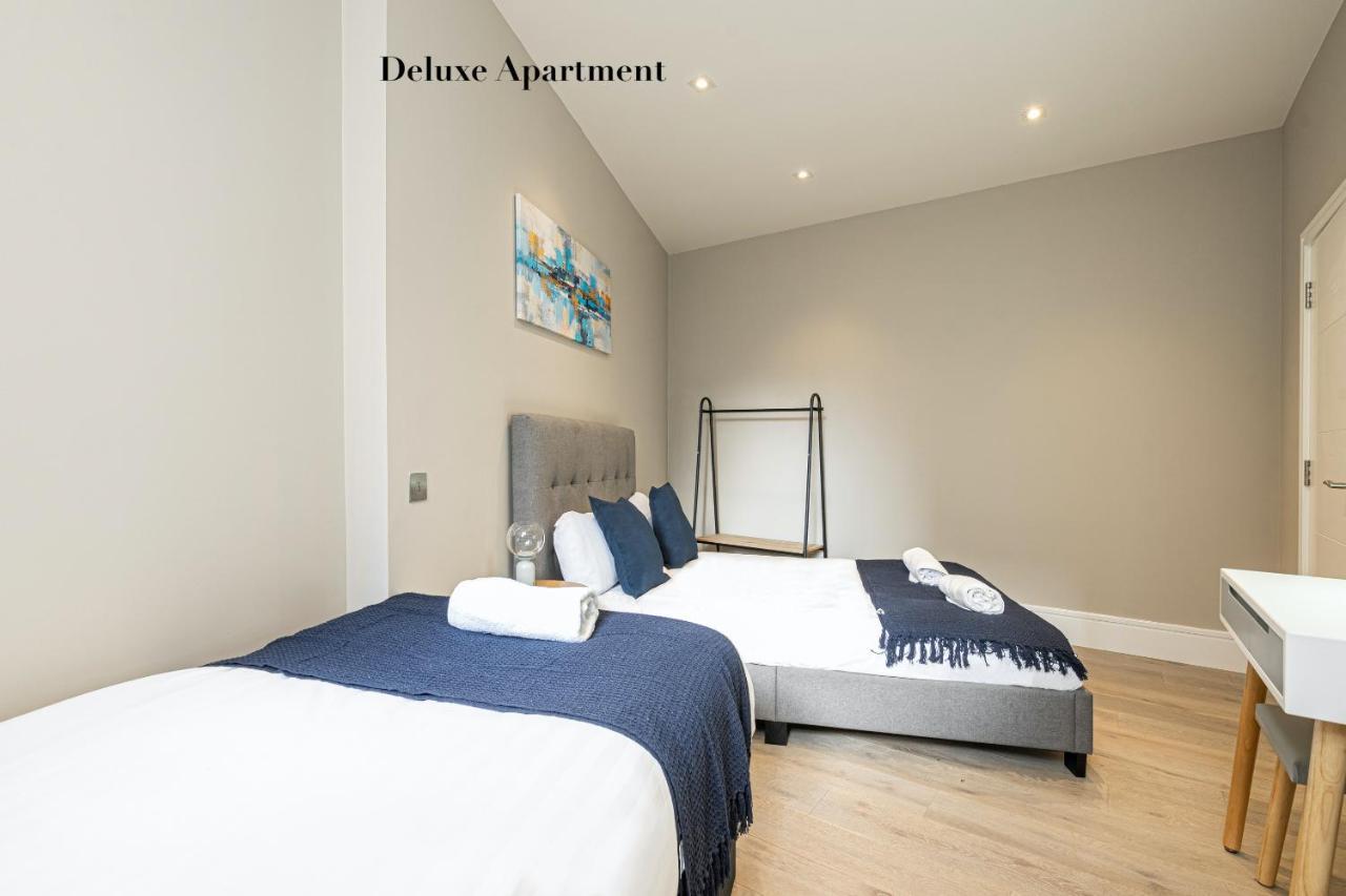 Superb Apartments Opposite Edgware Road Station Лондон Екстер'єр фото
