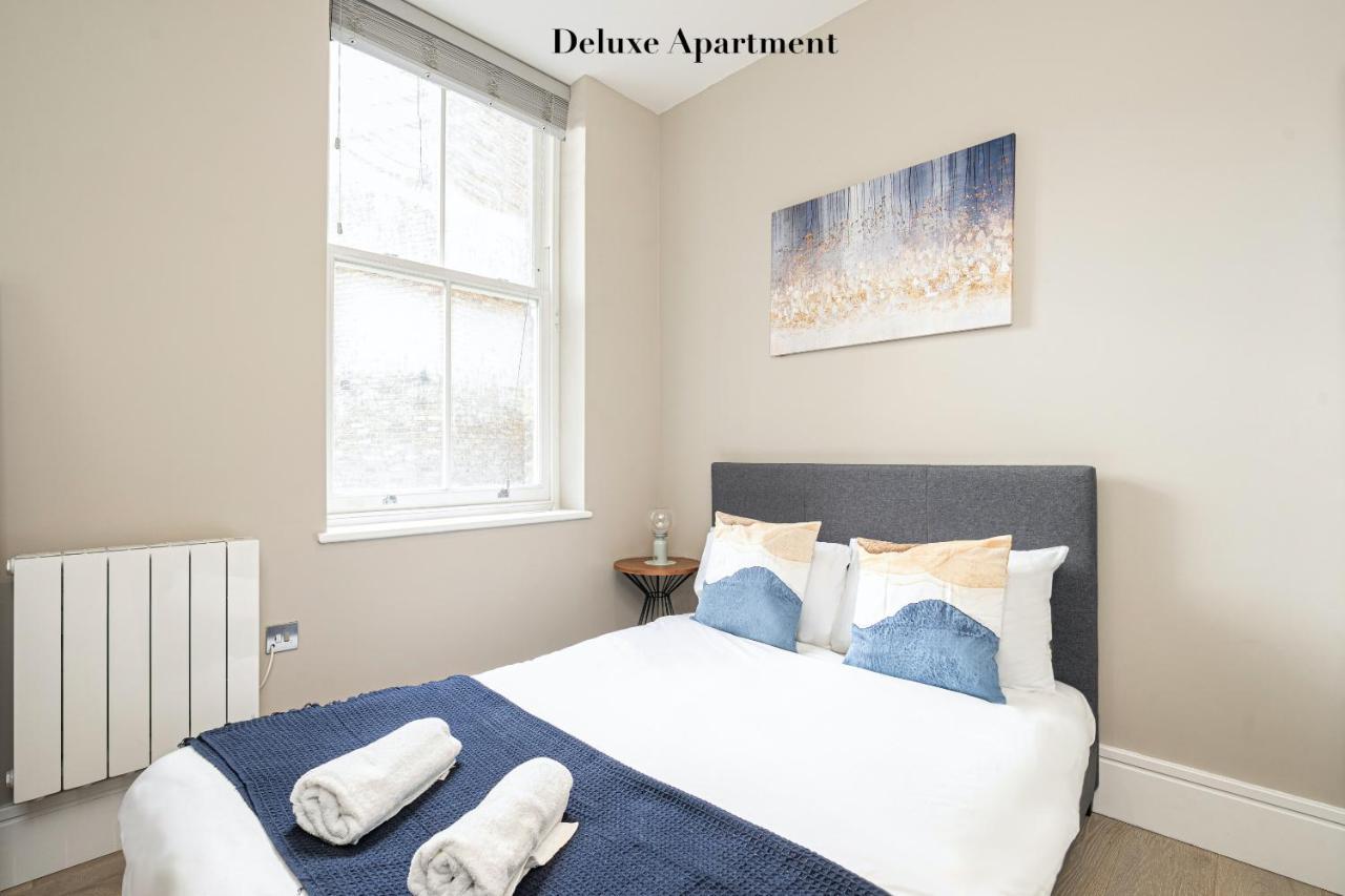 Superb Apartments Opposite Edgware Road Station Лондон Екстер'єр фото