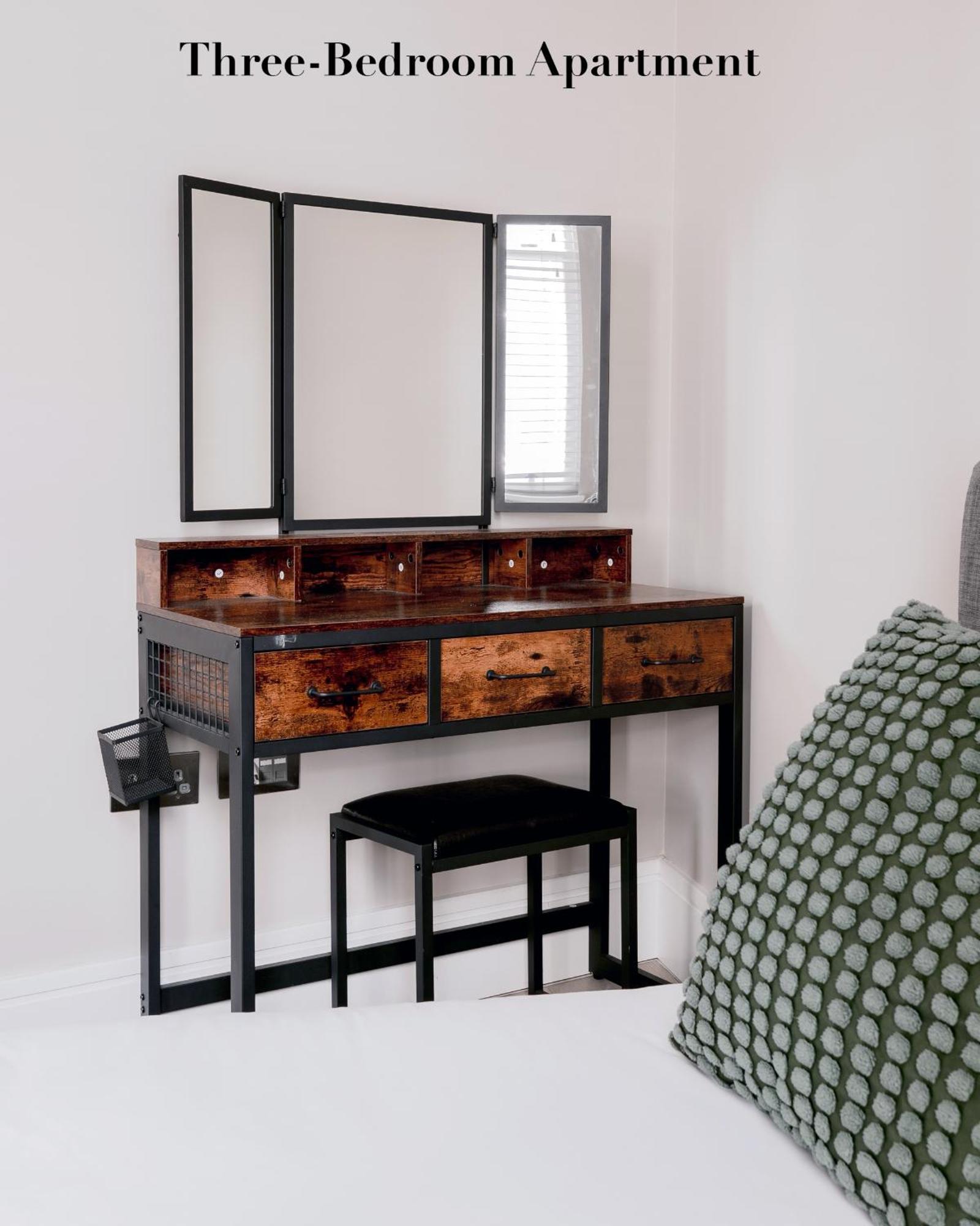 Superb Apartments Opposite Edgware Road Station Лондон Номер фото