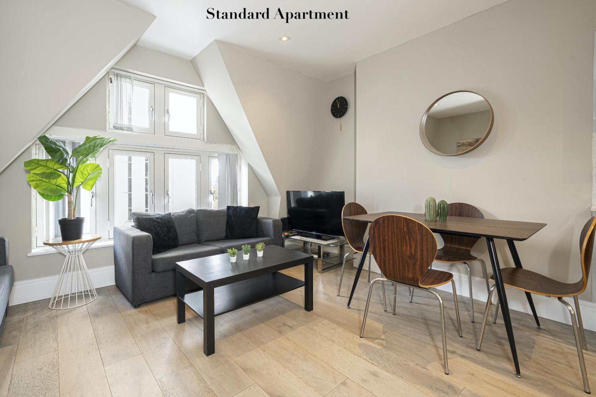 Superb Apartments Opposite Edgware Road Station Лондон Номер фото